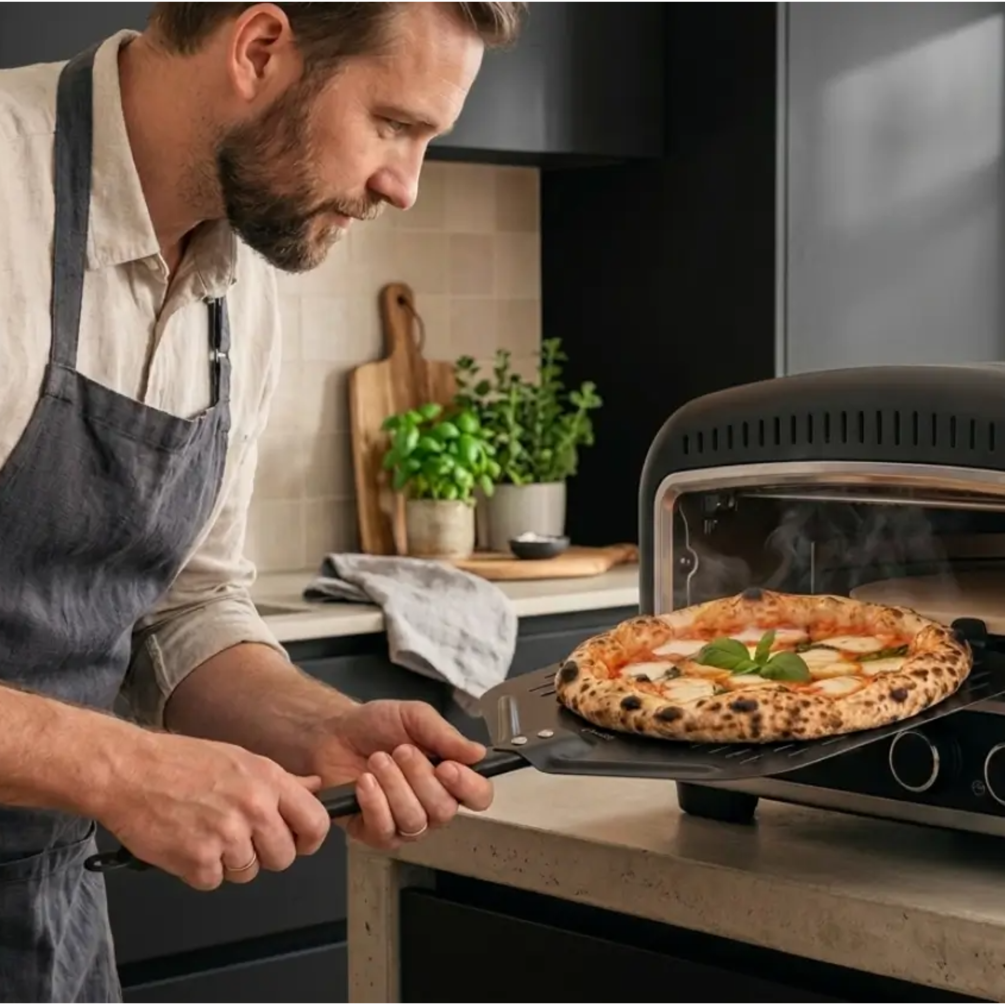 Panetti Perforated Pizza Shovel